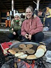Hill Marie Selliseth Eiternes og Stine Barstad Holm har bare positive minner fra sin tid som 4H og ønsker at det igjen skal bli liv i 4H klubben i bygda.