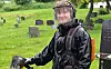 Daniel Johansen Skreddernes jobber i all slags vær som sommervikar.