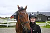 Selma (10) og hesten Dancer Halbak (11) er gode venner