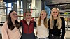 Fra venstre: Tyra Kvamsø Stenersen, Sofie Heimsvik, Henriette Valø Sverdrup og Hanna Bentzen er enige om at refleks er viktig. Men å huske den hver gang man går ut døra, er ikke alltid like enkelt.