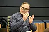 Bjørn Ola Holm (V) mener politikerne må tenke gjennom hvordan et arbeidsforhold kan avsluttes ryddig dersom det ikke fungerer.