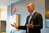 Ny kommunedirektør Endre Skjervø presenterte seg for næringslivet under frokostmøtet hos InnovArena.