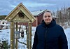 Fôringshuset, bygget av mannen til Siw, er designet for å hindre kråker og skjærer i å stjele maten fra småfuglene.