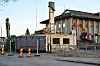 Huset som blant annet har inneholdt telemuseet i Rørvik er nå revet.