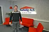 Steinar Moe i Norbolig har søkt Vikna kommune om å få erverve den gamle skoletomta i Rørvik. Her kan han se for seg å bygge bare boliger.