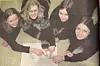 18-19-åringene Monica Rosø fra Foldereid, Monica Hollup fra Naustbukta, Linda Bjørgan fra Leirvika og Rita Kjølsøy fra Ottersøy planla å reise til Bali for å studere.