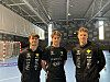 Fjellhammer-spillere på plass i hallen: fra venstre Ludvig Gallefoss, Daniel Ryengen Ny og Kristian Kibsgaard.