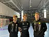 Fjellhammer-spillere på plass i hallen: fra venstre Ludvig Gallefoss, Daniel Ryengen Ny og Kristian Kibsgaard.