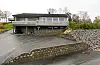 Dette huset i Øvre Kirkåsen på Kolvereid er nylig solgt for 3.700.000 kroner.