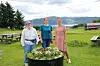 Museumsguide Linda Ressem-Johansen, Mona Reppen fra Leka IL og styrer av Leka museum, Maja Furre, kunne ønske innbyggerne velkommen til årets bygdedag.
