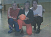 Janne Kvalø, lagkaptein Dagrun Morken og Kirsti Løvaas så fram til sesongstart for Rørviks håndballdamer høsten 2001.