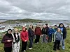Noen av medlemmene fra Lauga 4H søndag formiddag. Fra venstre: Malak Abu Shela, Mathilde Øren, Synne Lande, Selma Berg, Hanna Ramstad, Martin Lilleby, Velislav Youchev, Per Ivar Sandmo Kjønsø, Sander Mardal Haug, Mari Storsve Hammer - og konservator Kristin Kjønsø.