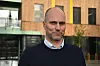 Direktør Torbjørn Aas i NAV Trøndelag sier det fortsatt er utfordrende å få tak i kvalifisert arbeidskraft i enkelte bransjer, og oppfordrer arbeidsgiverne til å se på alternative løsninger og kvalifiseringsløp, gjerne i samarbeid med NAV.