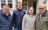 Fra venstre tidligere forsvarsminister Bjørn Arild Gram, leder i bondelaget Nærøysund Sivert Horseng Johansen, gårdeier Camilla Strøm Johansen og gruppeleder Nærøysund senterparti Steinar Aspli.