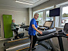 Sigrun Holm og Karin Heide i gang med dagens trening.