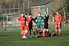 Det ble en hard kamp for Rørvik. Her blir Magnus Valø liggende mens lagkameratene bekymret ser på. F.v. Peder Eiden, Aleksander Sønnesyn (bak), Henrikas Bublikauskas, Edvin Valla og Henrik Bratland.