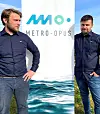 Ønsker innspill fra lokalbefolkningen: - Det er avgjørende at vi vet hva folk trenger for å kunne utvikle hurtigbåttilbudet i ønsket retning, sier Rasmus Husby Larsen. (Fv. Medeiere Øyvind Horn og Rasmus Husby Larsen).