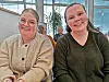 Lene K. Kvalø Johansen og Frida Fagernes er to sykepleiere som skal ta videreutdanning ved YNVS
