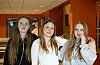 Eva Eide Myrvang, Anette Bruvoll og Maja Skjevelnes brukte dagen til å utforske ulike yrkesmuligheter og få et nærmere innblikk i hva næringslivet i regionen driver med.