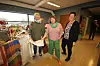 Et eget håndarbeidsutsalg har det også blitt. Hildur Bach, Torunn Neerland og Kari Toremo Finvik.
