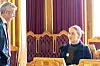– Dette er setet til søsteren din, Guro, dersom hun kommer inn som vara på tingen, kunne Terje Sørvik fortelle Eva Holm Skillingstad.