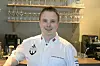 Andreas Anker Hansen (28) flyttet hjem til Leka for å åpne restaurant i år.