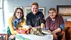 Forskjellene øker i samfunnet, og det er behov for matkassene, sier Rønnaug Helstad som er folkehelsekoordinator i Bindal kommune, Øystein Urskog og Paula Lindrupsen fra Bindal frivilligsentral.