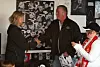 Her hilser Terje Toftesund på daglig leder i RBK, Tove Moe Dyrhaug. Dette bildet ble tatt da Rosenborg spilte cup-kamp mot Rørvik.