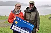 Heidi og Knurt Arne Valø i lykke over mottagelsen som går til Fjukstad Velforening.