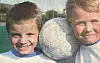 Alexander Sandnes og Robert Arnø koste seg på fotballbanen.