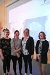 Sykepleierne Anneli von Ibenfeldt og Lill Ingunn Kvalø Andersen fra Vikna har tatt videreutdanning ved Verdighetsenteret. På tirsdag hadde de og vel femti andre fra helsesektoren i Vikna en fagdag med Silje B. Eikemo og Gro Helen Dale fra senteret.