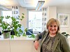 Tove Tveråmo har flott utsikt til Trondheim sentrum fra kontorvinduet. Hun er imidlertid gutvikværing så ofte det er mulig.
