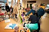 Turid Bjørkmann ga råd til elevene som hadde valgt kunst som tema.