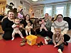 Justina Ofstad med Liam Olav Ofstad, Marthe Laugen Rauø med Lise Rauø-Løberg, Malin Ingebrigtsen med Lotte Svendsen Ingebrigtsen og Victoria Nesset med Hedda Johanne Nesset stortrives på småbarnstreff.