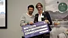 Nils-Ingar Aadne, styreleder i Ida Eides Minnefond og Ingrid Riddervold Lorange, administrerende direktør i Gjensidigestiftelsen.