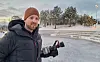 Lasse Røed - tidligere hockeyspiller håper publikum vil benytte seg av skøytebanen på torget.