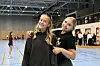 Ingeborg Wendelbo og Margrethe Buvarp var to av de 275 elevene som deltok i årets volleyballturnering ved YNVS.
