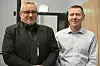 Øystein Sende er Nærøysunds nye kommunedirektør - her sammen med Fred Moen som har vært konstituert i rollen i sommer.