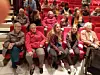 Unge og eldre gikk på kino sammen.