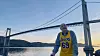Den sporty gammelsmurfen Arild Jenssen (85) er sentral i videoen. - I min alder har jeg kommet til at jeg sier ja til det meste, humrer Arild som synes dette var artig.