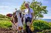 En drøm om å bli dyrlege førte til at Sandra Beate Dalen studerer i utlandet. Mye er annerledes fra Norge, blant annet været, kulturen og miljøet, nå som det herjer krig i nabolandet.