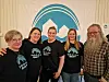 Nesten komplett styre i Marøya Grendelag. Fra venstre Lisbeth Haug, Evy-Line Waagø Prestvik, Hanne Tangen, Rakel Ofstad Hagen og øl-mentor Inge Staldvik.