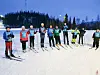 Deltakerne var godt fornøyd etter målgang. Fv; Torgrim Røtting, Ane Wendelbo, Ingeborg Wendelbo, Mia Skauvik, Martin Skauvik, Kevin Lund, Odin Røtting, Ivan Ivanov, Magnus Røsseth, Mats E Strømmen.