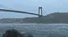 Nærøysundbrua i storm.