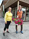 Barnehagen ved Rina Grøttheim ga Bjørnar Skeie en liten oppmerksomhet for bidraget til dukkestuen
