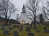 Gravvik kirke ble bygd i 1875.