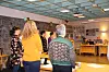 Alle kommunestyremedlemmene reiste seg for å gi positiv tilbekemelding under valg av ordfører og varaordfører.