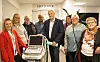 Glede over gave: Fastleger Ingunn Sæther Flasnes og Kjersti Bach, Pål Christian Bruseth (LHL), Åge Haukø (LHL), Reinert Eidshaug (leder LHL VIKna), Kjellrun Vikestad (leder fylkesutvalget LHL), Anne Kvalø og Karin Mæhle (Rørvik Sanitetsforening)