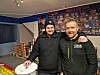 Ronny Mikkelsen (til venstre) er svært glad i arbeidsplassen sin og kunne ikke tenkt seg å jobbe noe annet sted. Her sammen med Jan Frode Kjeøy.