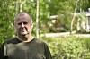 Trond Isak Juul reagerer på omfanget av trefellingen ved stien langs Kvernhusbekken på Rørvik.